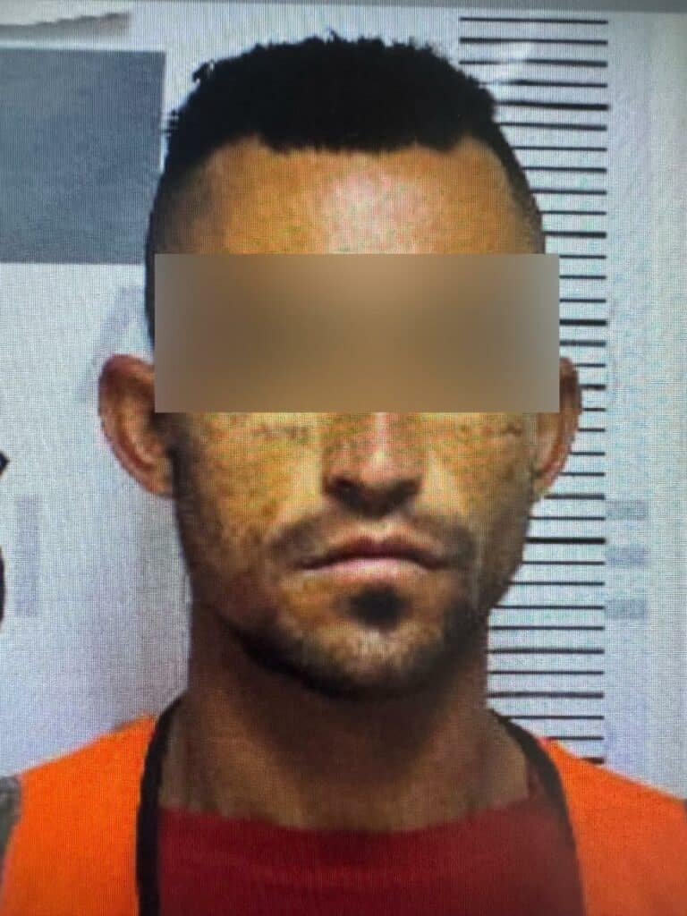 Sentenciado a ocho meses de prisión por posesión de narcóticos