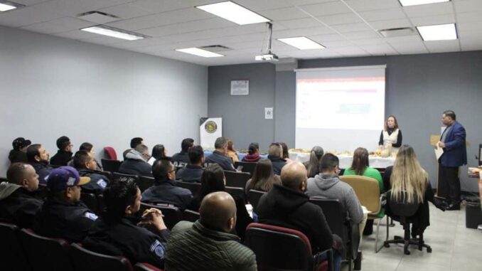 Imparte antropóloga, curso a personal de la Fiscalía Zona Occidente