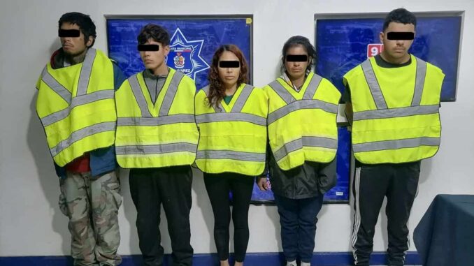 Detienen a seis con armas de fuego en la colonia Azteca