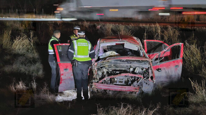 Volcadura en la carretera Chihuahua–Juárez deja una persona lesionada