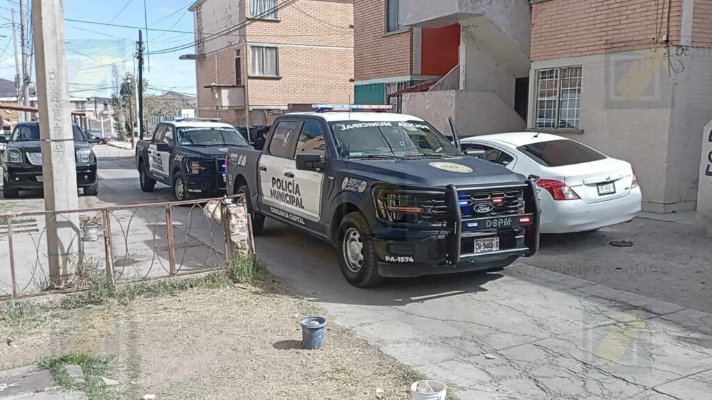La golpean para despojarla de efectivo y celular en inmediaciones de un supermercado
