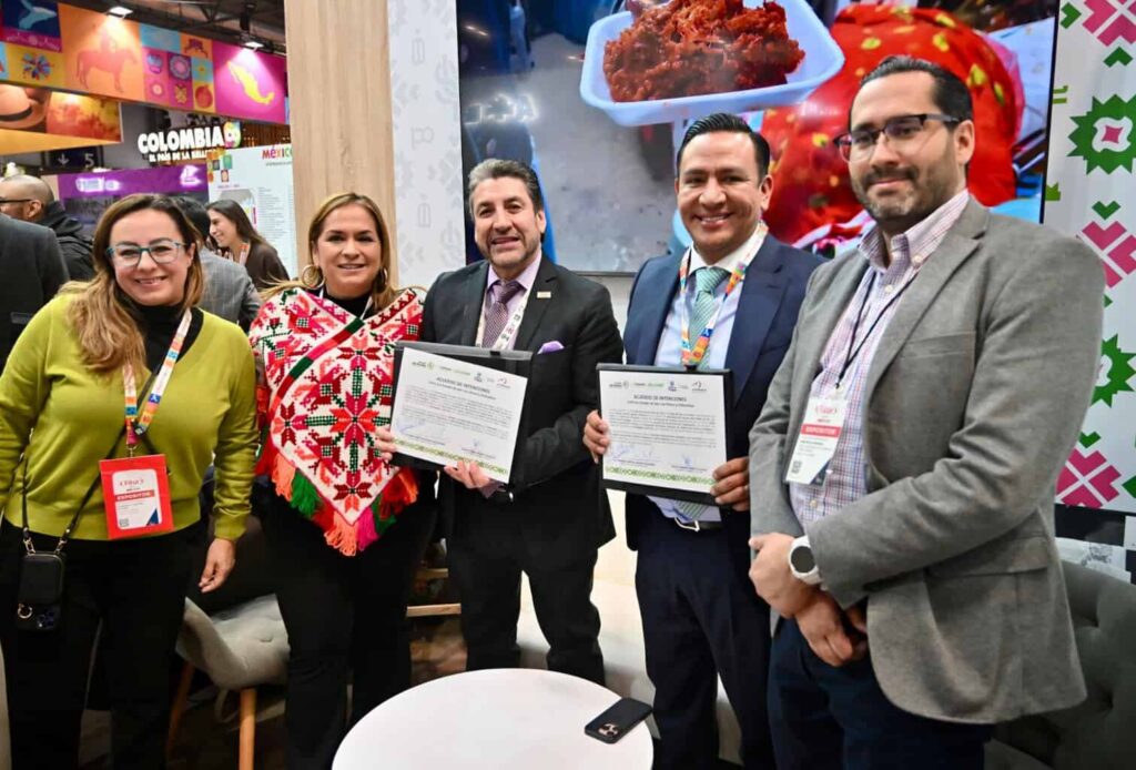 Firman Chihuahua y San Luis Potosí convenio para el impulso del turismo enológico