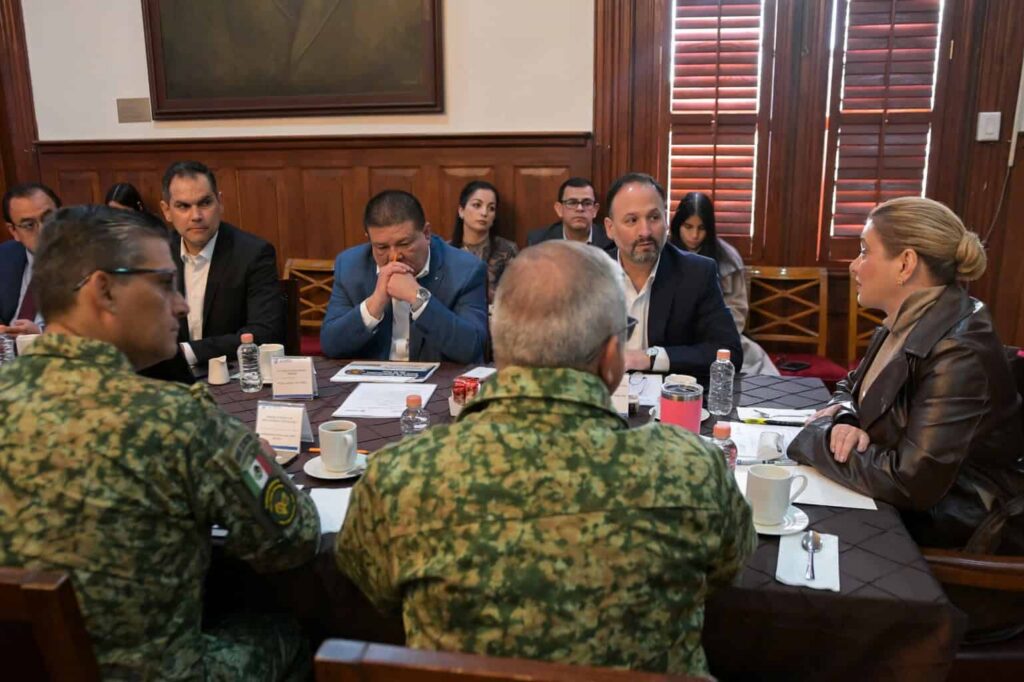 Maru Campos acuerda con Mesa de Seguridad mantener estrategias para continuar con la disminución de homicidios en la entidad