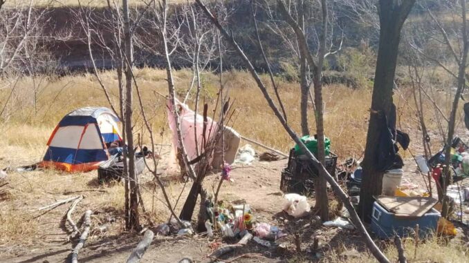 Muere joven en casa de campaña; acampaba cercano al Arroyo San Antonio