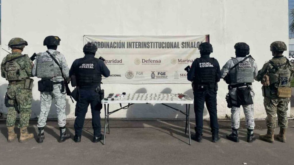 Aseguran armas, droga y dinero tras revisión en módulos del Penal de Aguaruto, Culiacán