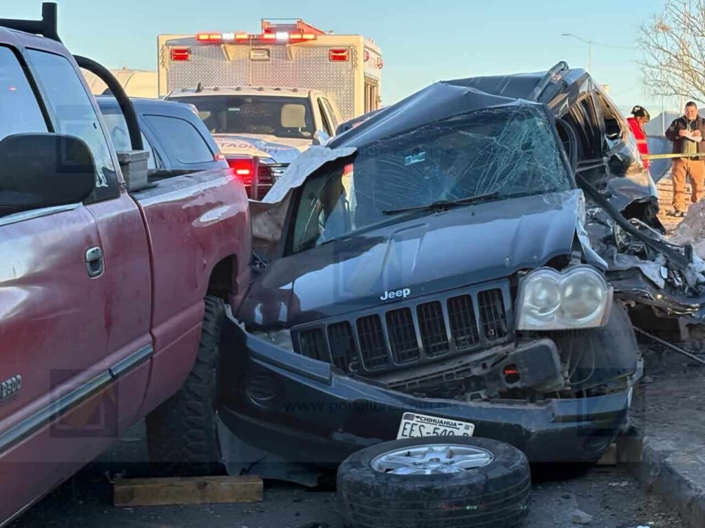 Fatal choque entre camión urbano y camioneta Jeep deja un muerto y varios lesionados