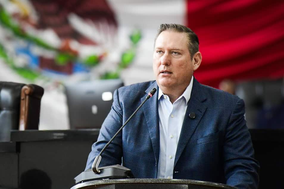 “No es estrategia, es chantaje político”: Olson responde a Alejandro Domínguez