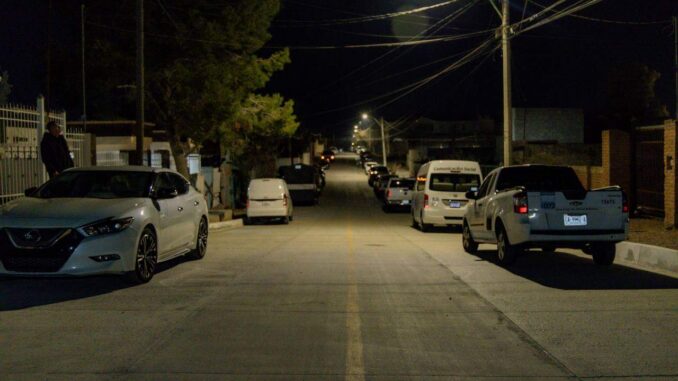 Entrega alcalde Marco Bonilla calle pavimentada a vecinos de la colonia Nuevo Triunfo