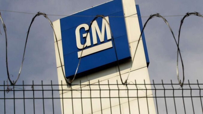 GM anuncia inversión de mil millones de dólares y ratifica su permanencia en México