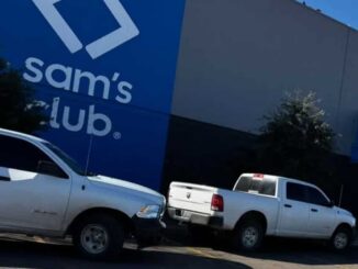 Aseguran camioneta con droga y municiones en estacionamiento de Sam’s Club Cuauhtémoc