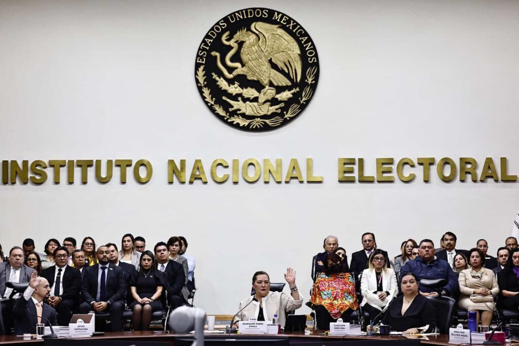 Pablo Gómez le ‘cierra la puerta’ a propuesta del INE en reforma política