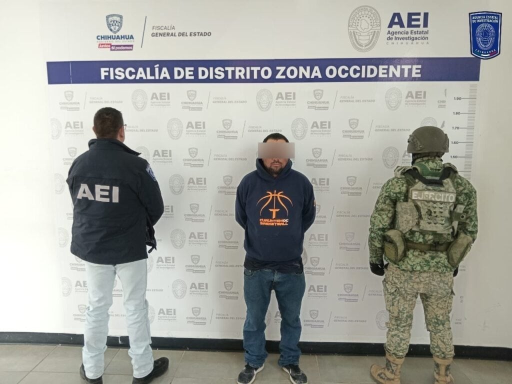 Detienen en filtros de revisión a dos hombres por violencia familiar