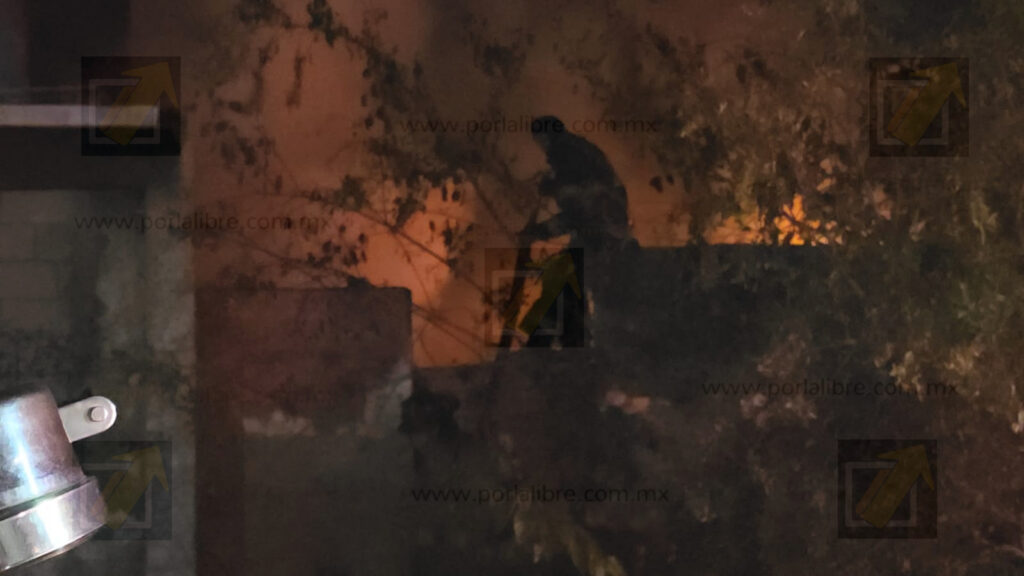 Incendio en vivienda abandonada de la colonia Infonavit Nacional
