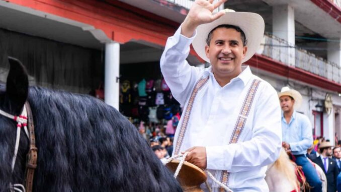 Detienen a dos por el asesinato de Carlos Manzo