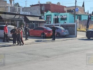Ejecutan a dos hombres en barbería de la colonia Unidad