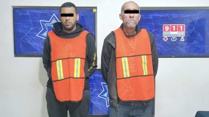 Los detienen por robar en tienda de conveniencia