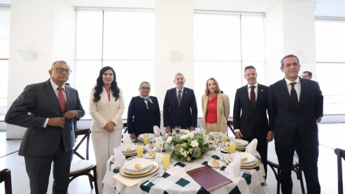 Canciller De la Fuente refuerza coordinación con Gobernación y Congreso en la REC 2026