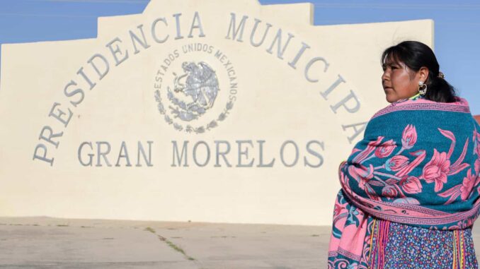 Atiende Gobierno del Estado con apoyos alimenticios y ropa invernal a habitantes de Gran Morelos
