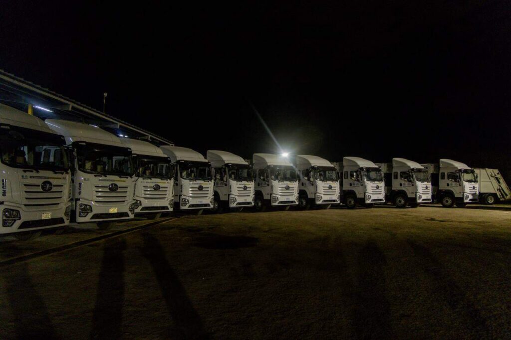 Entrega Marco Bonilla 15 camiones nuevos para el servicio de recolección de basura