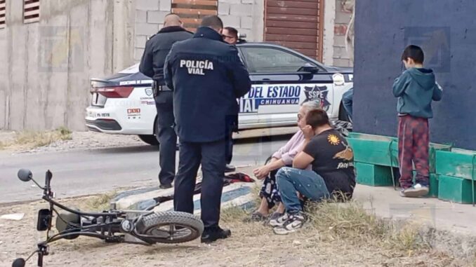 Dos niños a bordo de una moto resultan heridos tras choque contra camioneta