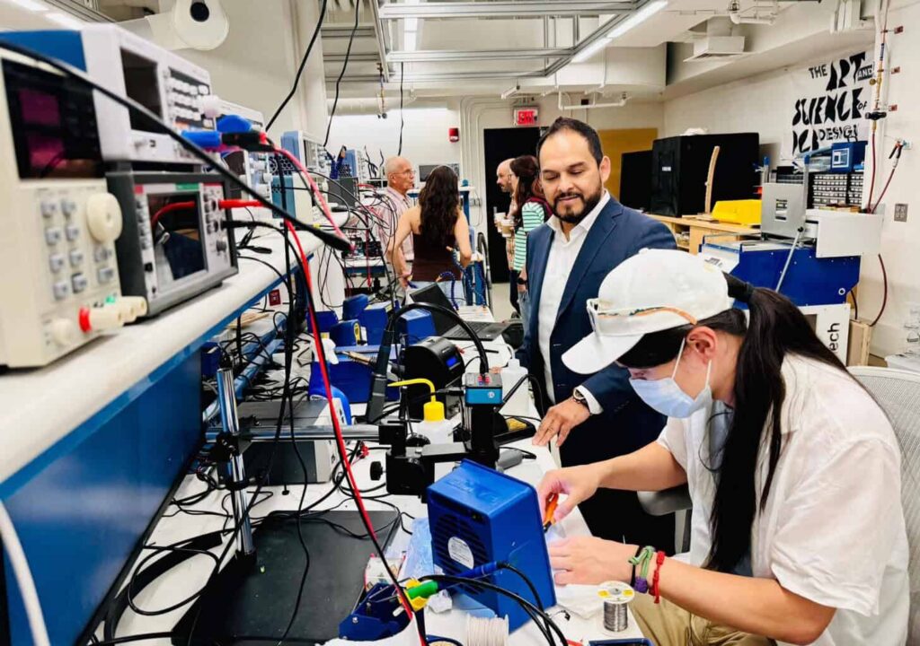 Icatech forma a más de 56 mil chihuahuenses en 2025
