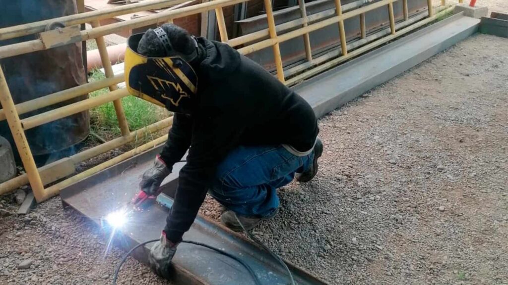 Colocará Municipio estructura para reforzar puente vehicular en Riberas del Sacramento