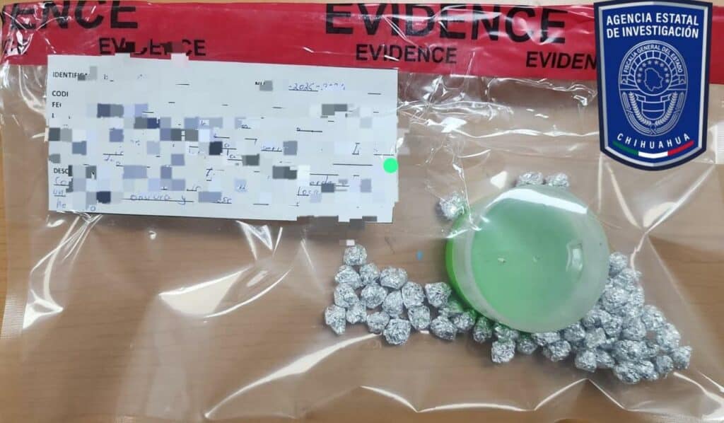 Arrestan a tres personas y aseguran 67 envoltorios de heroína con cateo en la colonia San Jorge