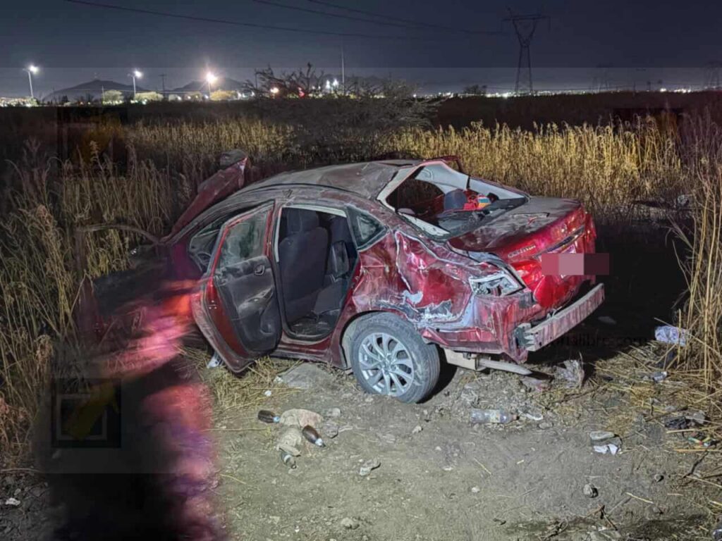 Conductora ebria vuelca su vehículo; su hija de 12 años resulta gravemente lesionada