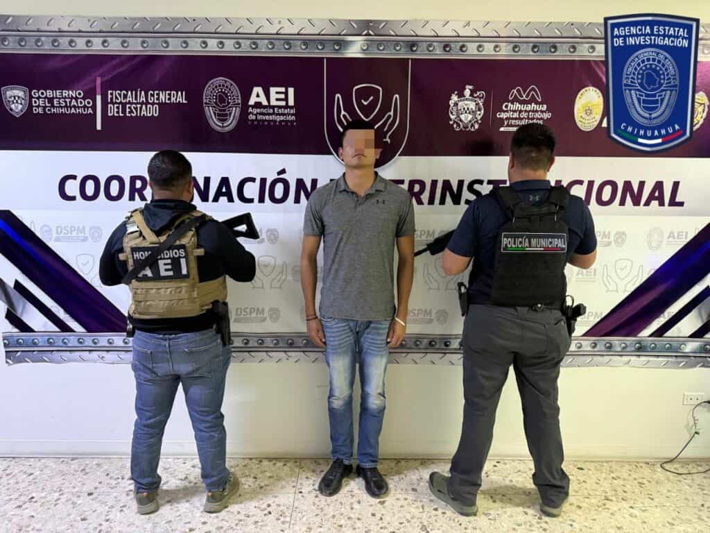 Detienen AEI y DSPM a dos masculinos por homicidio en Riberas de Sacramento