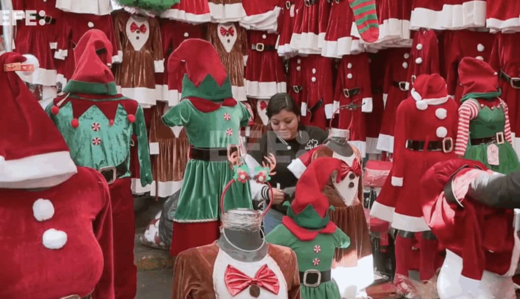 Las fiestas decembrinas fortalecen el comercio informal en México