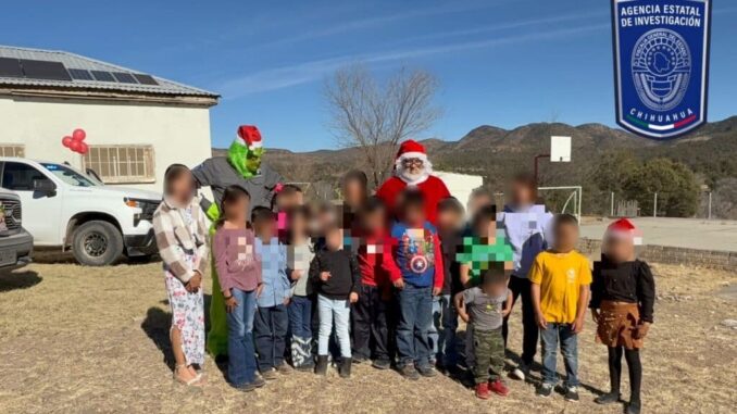 Realiza GOECHI posada navideña para niñas y niños de prescolar y primaria del Ejido Altamirano, en Janos