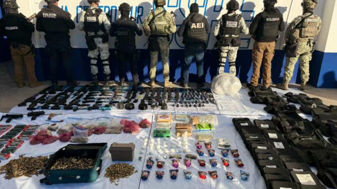 Operativo BOII en Santa Eulalia asegura armamento, drogas y objetos ilícitos