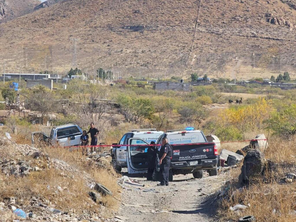 Hombre es hallado sin vida en camino de terracería al norte de la ciudad