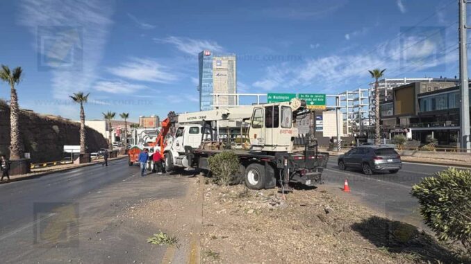 Fuerte choque paraliza el Periférico de la Juventud