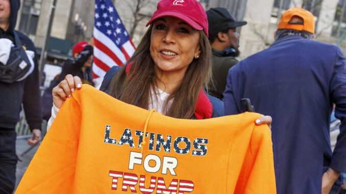 Uno de cada tres votantes latinos que apoyó a Donald Trump se arrepiente de su decisión