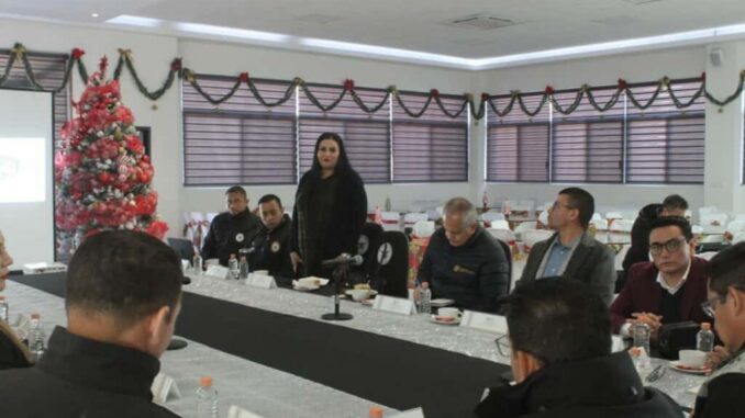 Participa Fiscalía Zona Centro en mesa de trabajo con autoridades federales y transportistas