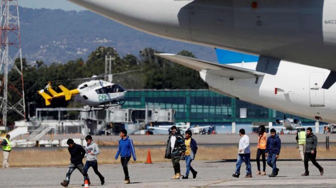 EE.UU. adquiere seis aviones para tener flota propia para deportaciones: The Washington Post