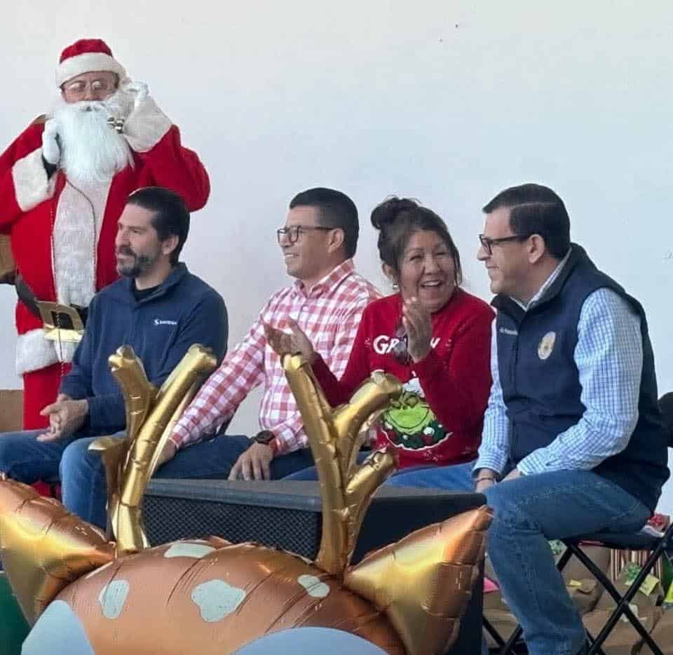 Conviven FGE y CEAVE con más de 500 personas en Encuentro Navideño en El Colibrí