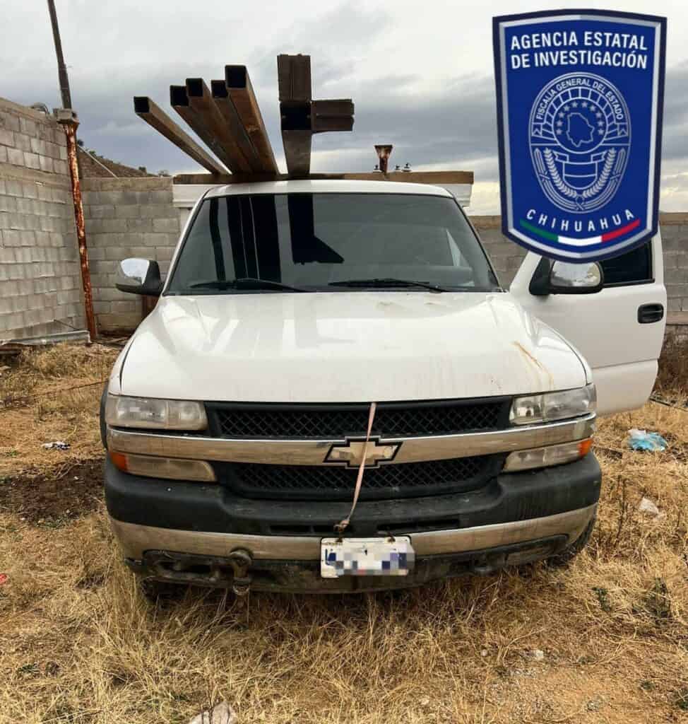 Detienen a tres masculinos en posesión de droga durante cateo en Rancho El Aranjuez