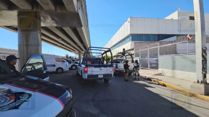 Convoy federal traslada entre 9 a 11 agresores detenidos en operativo de El Pueblito de Aldama 