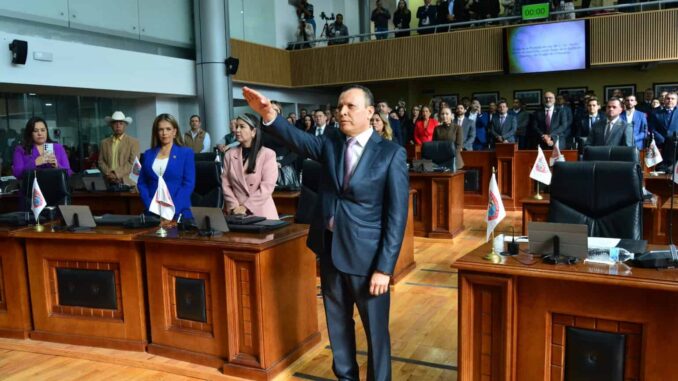 Congreso toma protesta de Ley del titular de la ASE