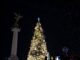 Inicia la fiesta navideña: Se llena de luz la Plaza del Ángel