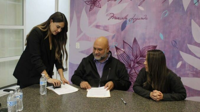 Firman CEJUM y CECATI 212 convenio para impulsar la educación de las mujeres