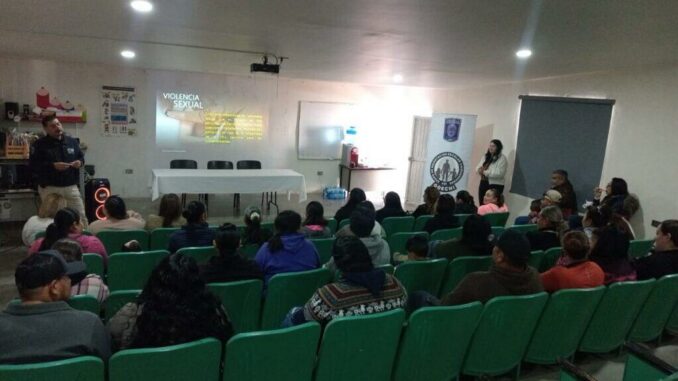Lleva GOECHI Zona Centro plática sobre prevención de violencias a Santa Isabel