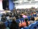 Imparten con éxito a estudiantes conversatorio Rompiendo el silencio 25 N