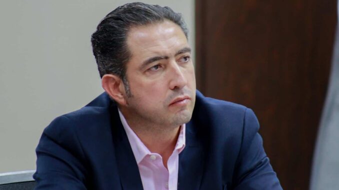 Recibe Miguel Riggs sanción de 30 días por ejercer violencia en razón de género: OIC