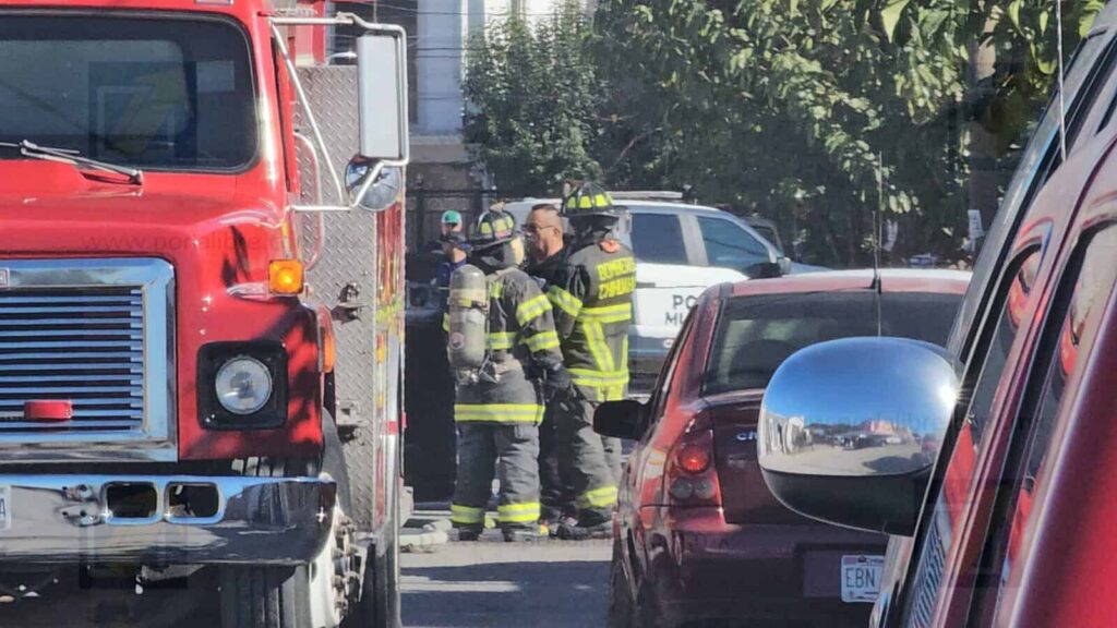 Explosión por flamazo alarma a vecinos de Villas del Real