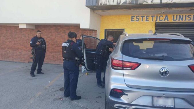 Auxilian a mujer con síntomas de preinfarto en la Gómez Morín