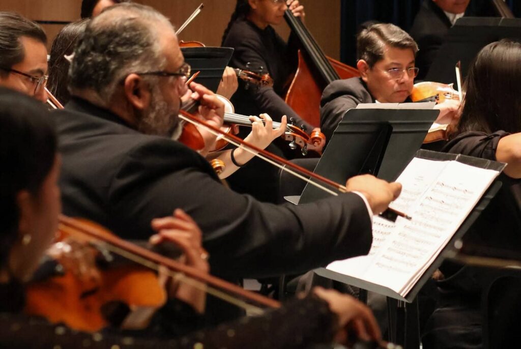 Invita Ofech a violinistas a integrarse a sus filas