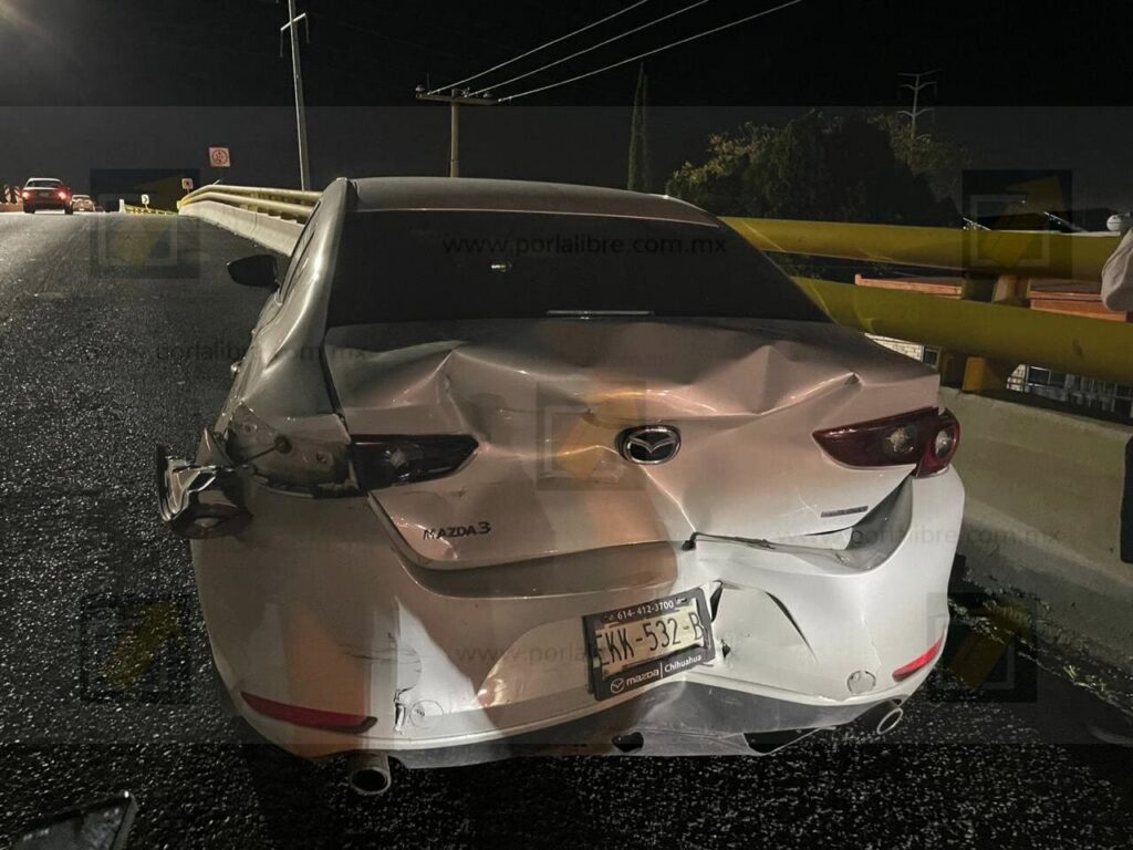 Choque por alcance en avenida Juárez deja daños materiales y un conductor detenido por ebriedad